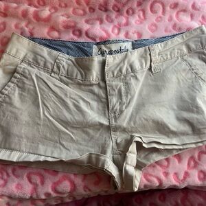 Aeropostale Cream Women's Shorts